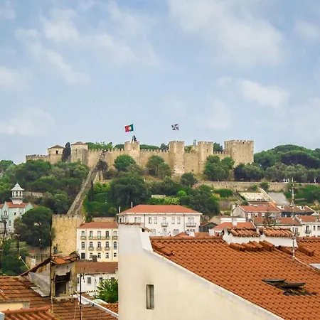 Stylish T3 Castle View, Rossio Apartment *