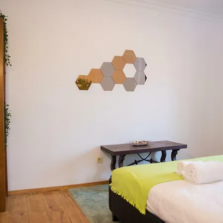 Stylish T3 Castle View, Rossio