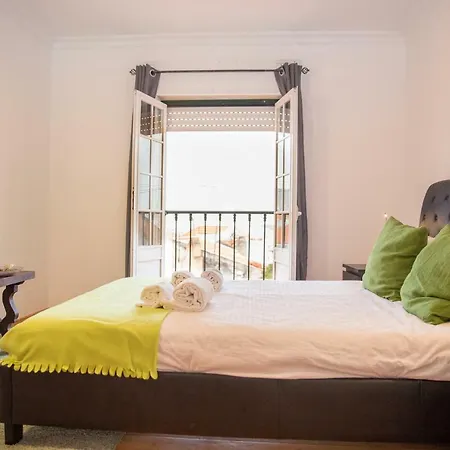 Stylish T3 Castle View, Rossio * Lisbon